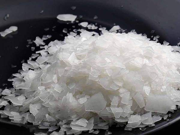 濰坊氯化鎂六水片生產廠家